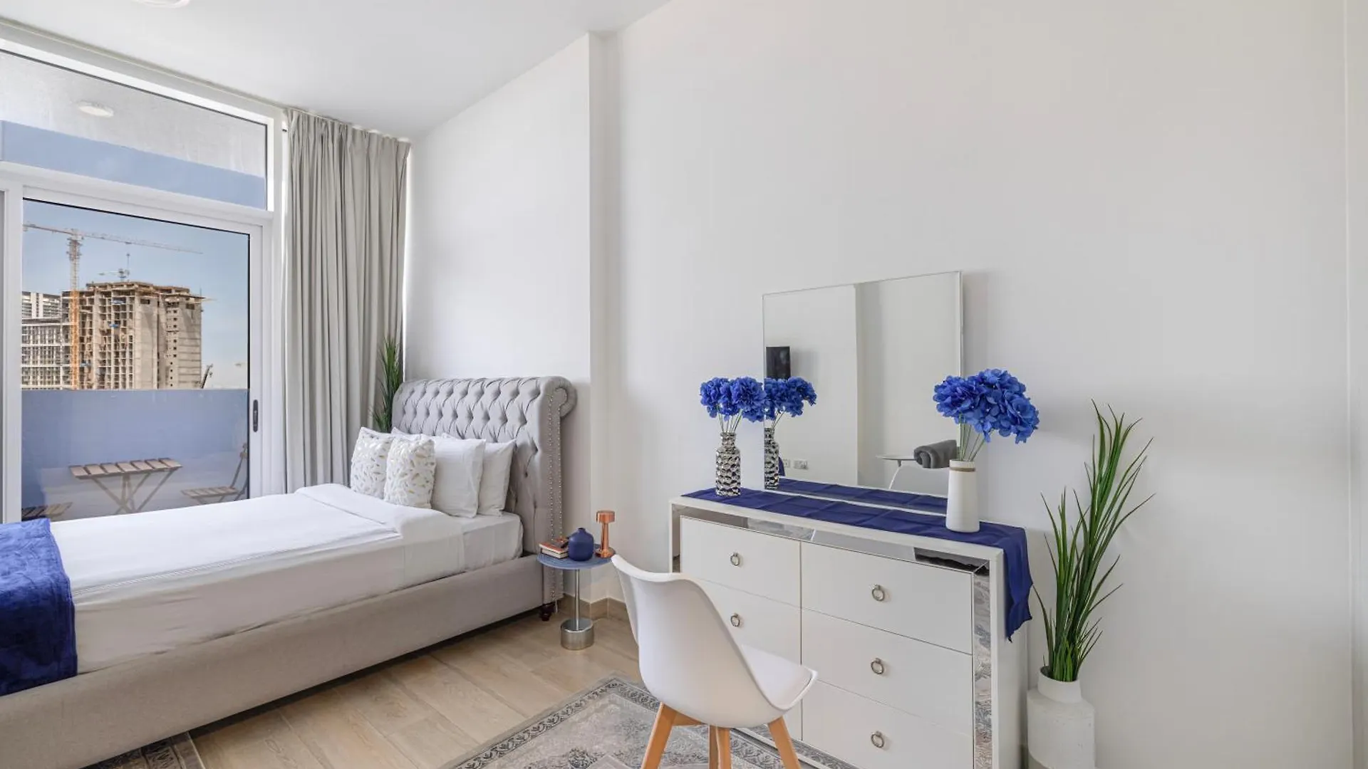 Daniels Urban Oasis Studio Dubai Lägenhet